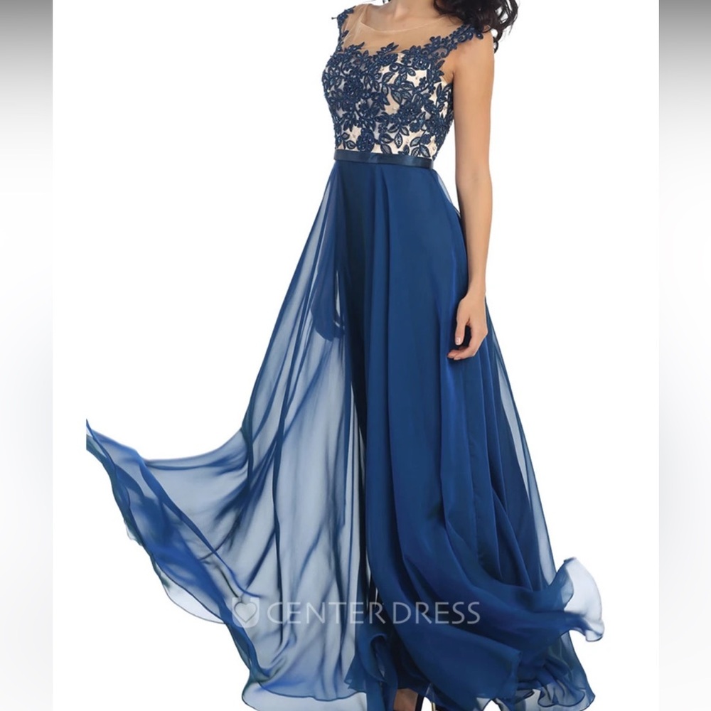 Elegant Blue Evening Gown for Prom or Wedding